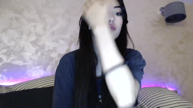 Gallery image thumbnail from Vikki's myfreecams stream on, 12/09/2023, 23:48 image 18 of 20