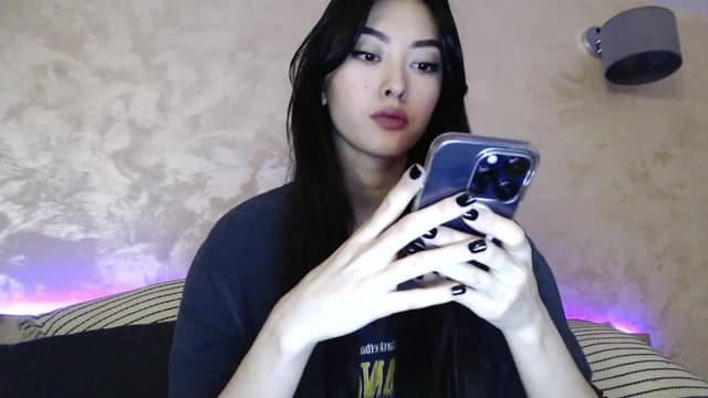Gallery image thumbnail from Vikki's myfreecams stream on, 12/09/2023, 23:48 image 19 of 20