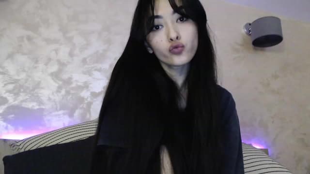 Gallery image thumbnail from Vikki's myfreecams stream on, 12/09/2023, 23:48 image 6 of 20