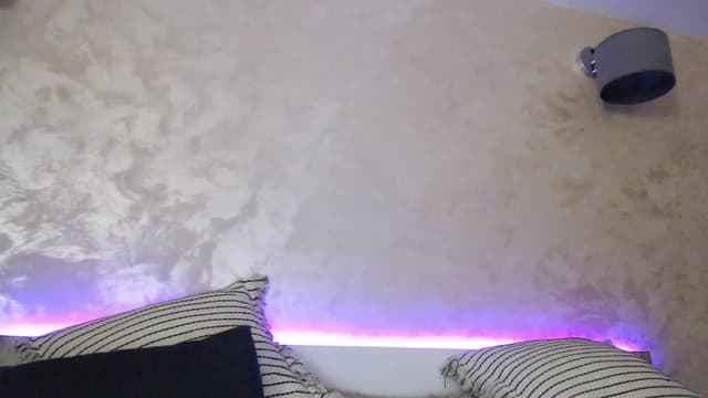 Gallery image thumbnail from Vikki's myfreecams stream on, 12/10/2023, 24:01 image 12 of 20