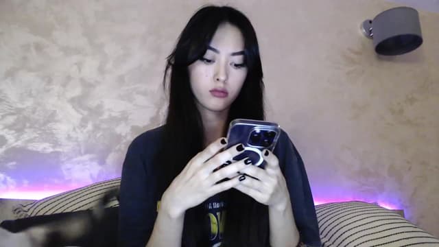 Gallery image thumbnail from Vikki's myfreecams stream on, 12/10/2023, 24:01 image 19 of 20