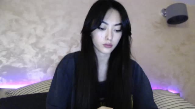 Gallery image thumbnail from Vikki's myfreecams stream on, 12/10/2023, 24:01 image 14 of 20