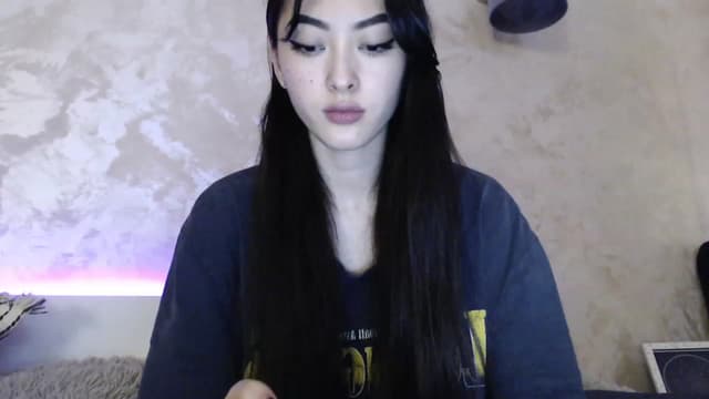 Gallery image thumbnail from Vikki's myfreecams stream on, 12/10/2023, 01:31 image 14 of 20