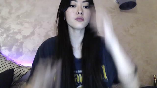 Gallery image thumbnail from Vikki's myfreecams stream on, 12/10/2023, 01:31 image 1 of 20