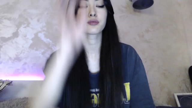 Gallery image thumbnail from Vikki's myfreecams stream on, 12/10/2023, 01:31 image 9 of 20