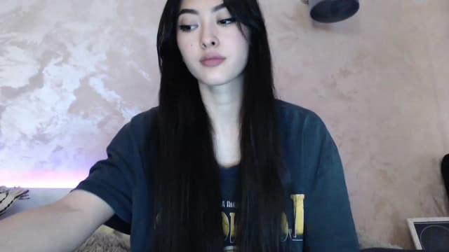 Gallery image thumbnail from Vikki's myfreecams stream on, 12/10/2023, 01:31 image 7 of 20