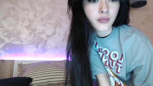 Gallery image thumbnail from Vikki's myfreecams stream on, 12/12/2023, 03:16 image 10 of 20