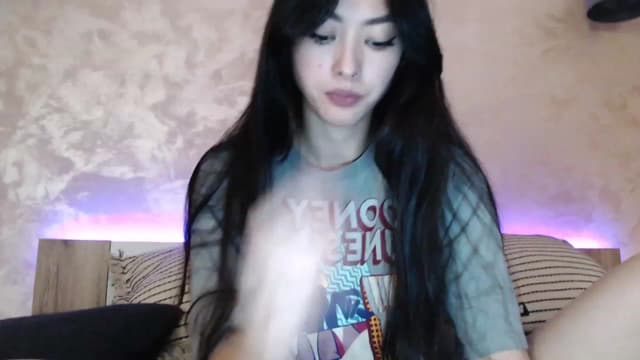 Gallery image thumbnail from Vikki's myfreecams stream on, 12/12/2023, 03:16 image 4 of 20