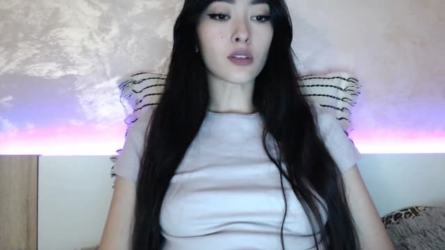 Gallery image thumbnail from Vikki's myfreecams stream on, 12/13/2023, 24:00 image 7 of 20