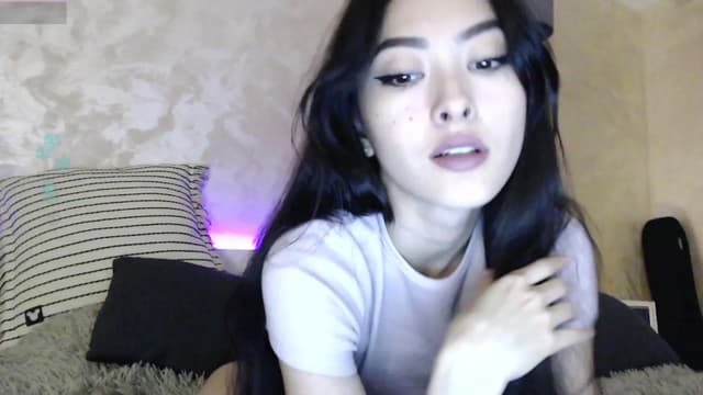 Gallery image thumbnail from Vikki's myfreecams stream on, 12/13/2023, 24:00 image 2 of 20