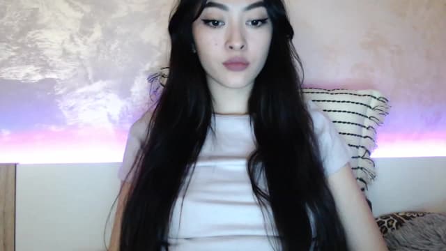 Gallery image thumbnail from Vikki's myfreecams stream on, 12/13/2023, 24:00 image 19 of 20