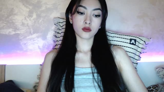 Gallery image thumbnail from Vikki's myfreecams stream on, 12/15/2023, 02:28 image 16 of 20