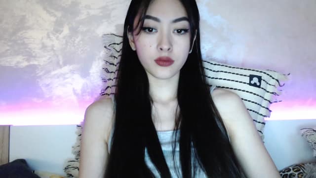 Gallery image thumbnail from Vikki's myfreecams stream on, 12/15/2023, 02:28 image 18 of 20
