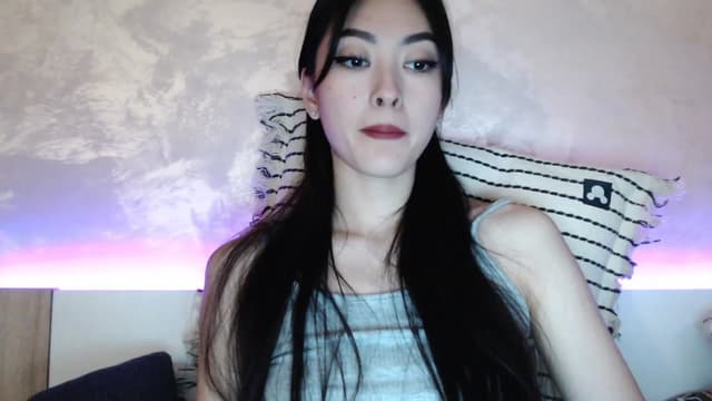 Gallery image thumbnail from Vikki's myfreecams stream on, 12/15/2023, 02:28 image 3 of 20