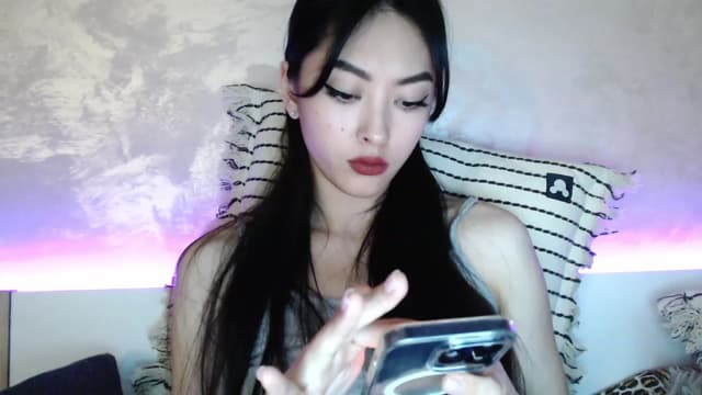 Gallery image thumbnail from Vikki's myfreecams stream on, 12/15/2023, 02:28 image 10 of 20