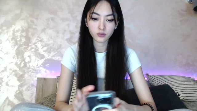 Gallery image thumbnail from Vikki's myfreecams stream on, 12/26/2023, 23:21 image 10 of 20