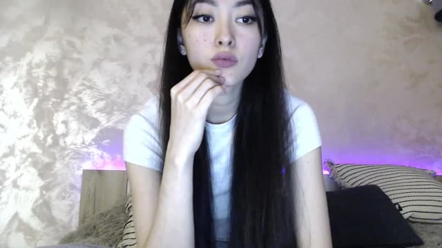 Gallery image thumbnail from Vikki's myfreecams stream on, 12/26/2023, 23:21 image 14 of 20