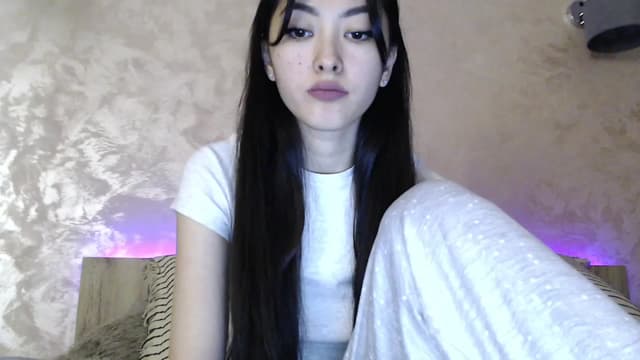 Gallery image thumbnail from Vikki's myfreecams stream on, 12/27/2023, 24:01 image 3 of 20