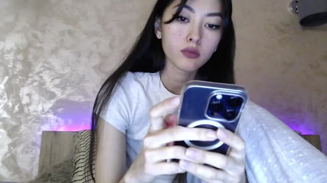 Gallery image thumbnail from Vikki's myfreecams stream on, 12/27/2023, 24:01 image 1 of 20
