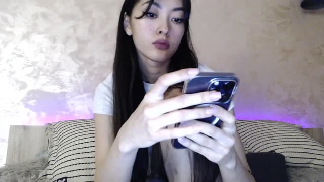 Gallery image thumbnail from Vikki's myfreecams stream on, 12/27/2023, 24:01 image 19 of 20