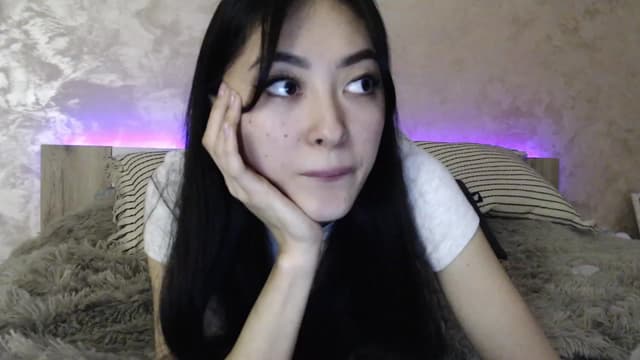 Gallery image thumbnail from Vikki's myfreecams stream on, 12/27/2023, 24:01 image 9 of 20