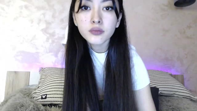 Gallery image thumbnail from Vikki's myfreecams stream on, 12/27/2023, 24:01 image 15 of 20