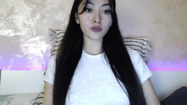 Gallery image thumbnail from Vikki's myfreecams stream on, 12/27/2023, 02:25 image 16 of 20