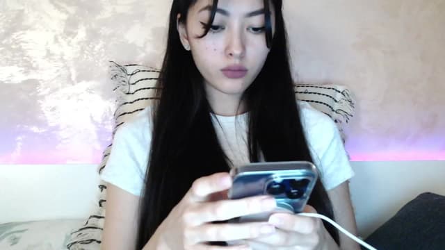 Gallery image thumbnail from Vikki's myfreecams stream on, 12/27/2023, 02:25 image 15 of 20
