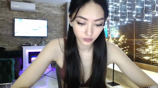 Gallery image thumbnail from Vikki's myfreecams stream on, 12/30/2023, 01:44 image 8 of 20