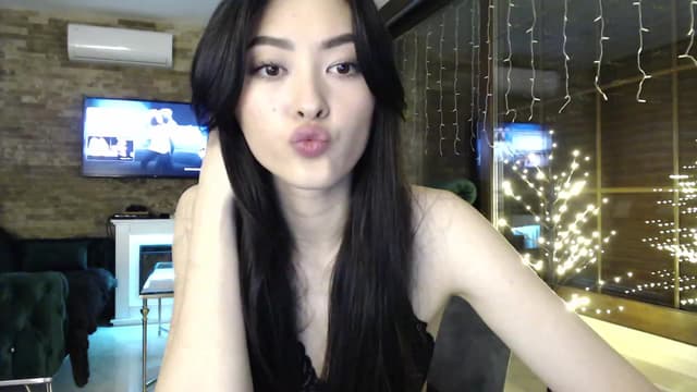 Gallery image thumbnail from Vikki's myfreecams stream on, 01/11/2024, 23:03 image 15 of 20