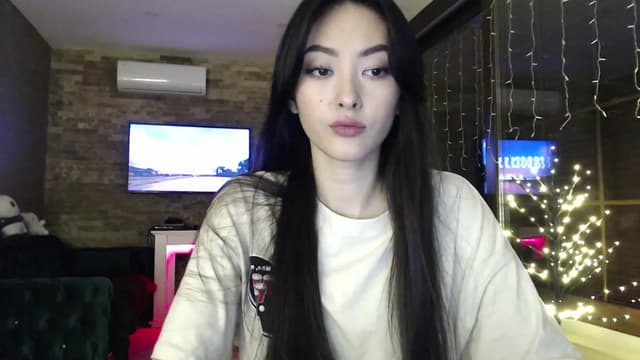 Gallery image thumbnail from Vikki's myfreecams stream on, 01/11/2024, 23:03 image 5 of 20