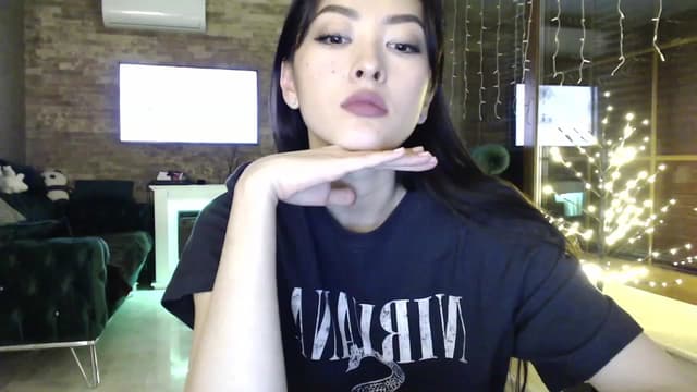 Gallery image thumbnail from Vikki's myfreecams stream on, 01/17/2024, 24:02 image 12 of 20