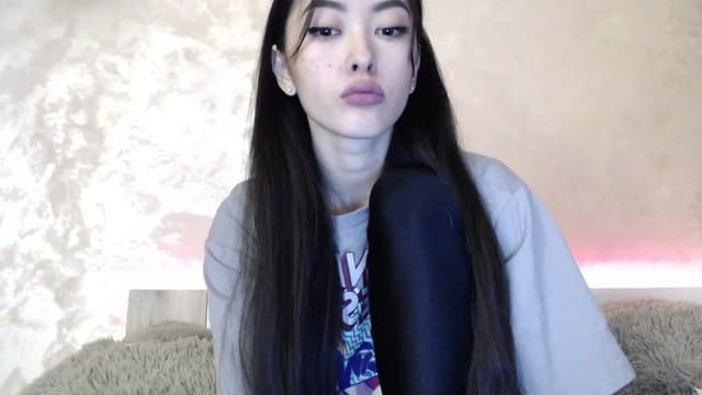 Gallery image thumbnail from Vikki's myfreecams stream on, 01/29/2024, 22:51 image 19 of 20