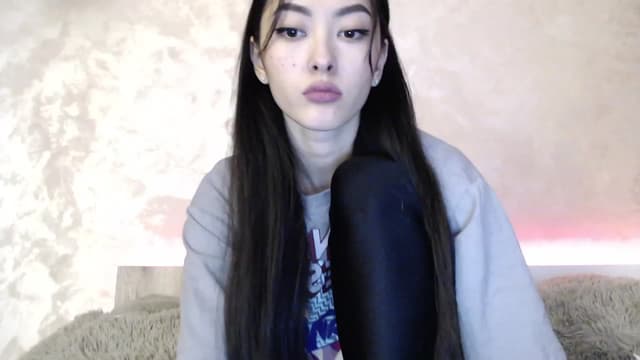 Gallery image thumbnail from Vikki's myfreecams stream on, 01/29/2024, 22:51 image 13 of 20
