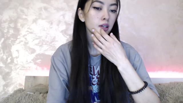 Gallery image thumbnail from Vikki's myfreecams stream on, 01/30/2024, 24:00 image 17 of 20