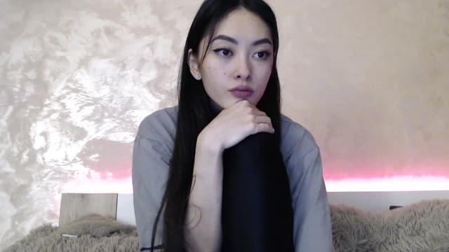 Gallery image thumbnail from Vikki's myfreecams stream on, 01/30/2024, 24:00 image 5 of 20