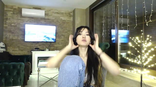 Gallery image thumbnail from Vikki's myfreecams stream on, 01/31/2024, 24:01 image 11 of 20