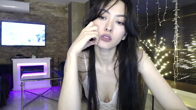 Gallery image thumbnail from Vikki's myfreecams stream on, 01/31/2024, 24:36 image 3 of 20