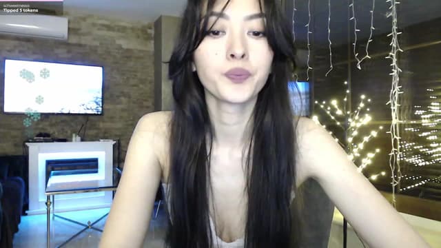 Gallery image thumbnail from Vikki's myfreecams stream on, 01/31/2024, 24:36 image 8 of 20