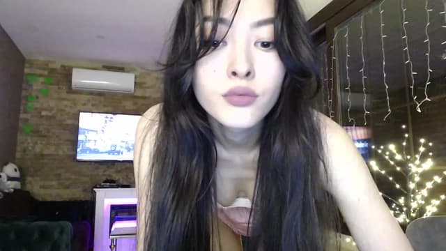 Gallery image thumbnail from Vikki's myfreecams stream on, 01/31/2024, 24:36 image 19 of 20