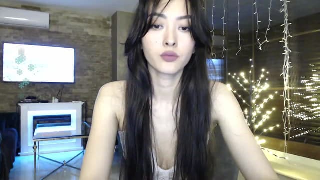 Gallery image thumbnail from Vikki's myfreecams stream on, 01/31/2024, 24:36 image 9 of 20