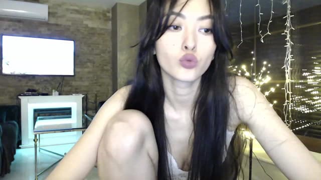 Gallery image thumbnail from Vikki's myfreecams stream on, 01/31/2024, 24:36 image 4 of 20