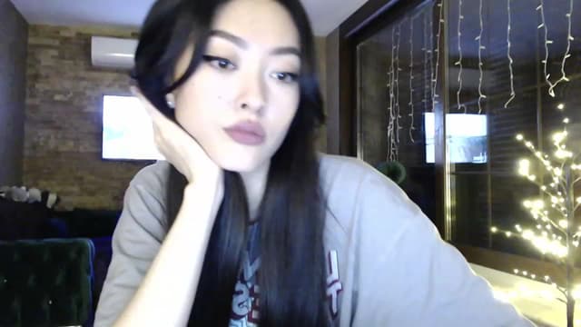 Gallery image thumbnail from Vikki's myfreecams stream on, 01/31/2024, 23:36 image 7 of 20