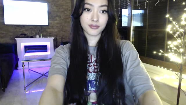 Gallery image thumbnail from Vikki's myfreecams stream on, 02/01/2024, 24:38 image 2 of 20