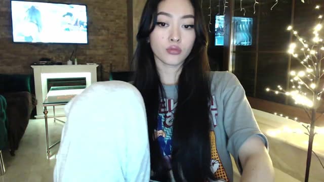 Gallery image thumbnail from Vikki's myfreecams stream on, 02/01/2024, 24:39 image 16 of 20