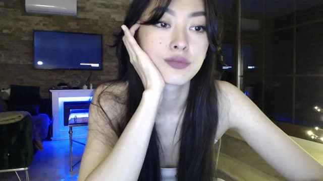 Gallery image thumbnail from Vikki's myfreecams stream on, 02/10/2024, 01:55 image 13 of 20