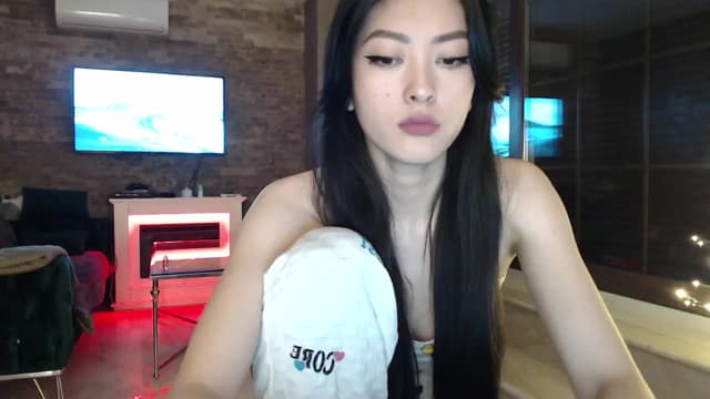 Gallery image thumbnail from Vikki's myfreecams stream on, 02/10/2024, 01:55 image 11 of 20