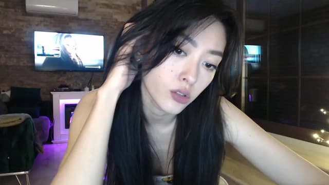 Gallery image thumbnail from Vikki's myfreecams stream on, 02/10/2024, 01:55 image 12 of 20