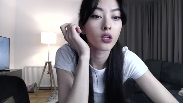 Gallery image thumbnail from Vikki's myfreecams stream on, 03/13/2024, 22:31 image 1 of 20