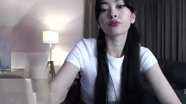 Gallery image thumbnail from Vikki's myfreecams stream on, 03/13/2024, 22:31 image 8 of 20